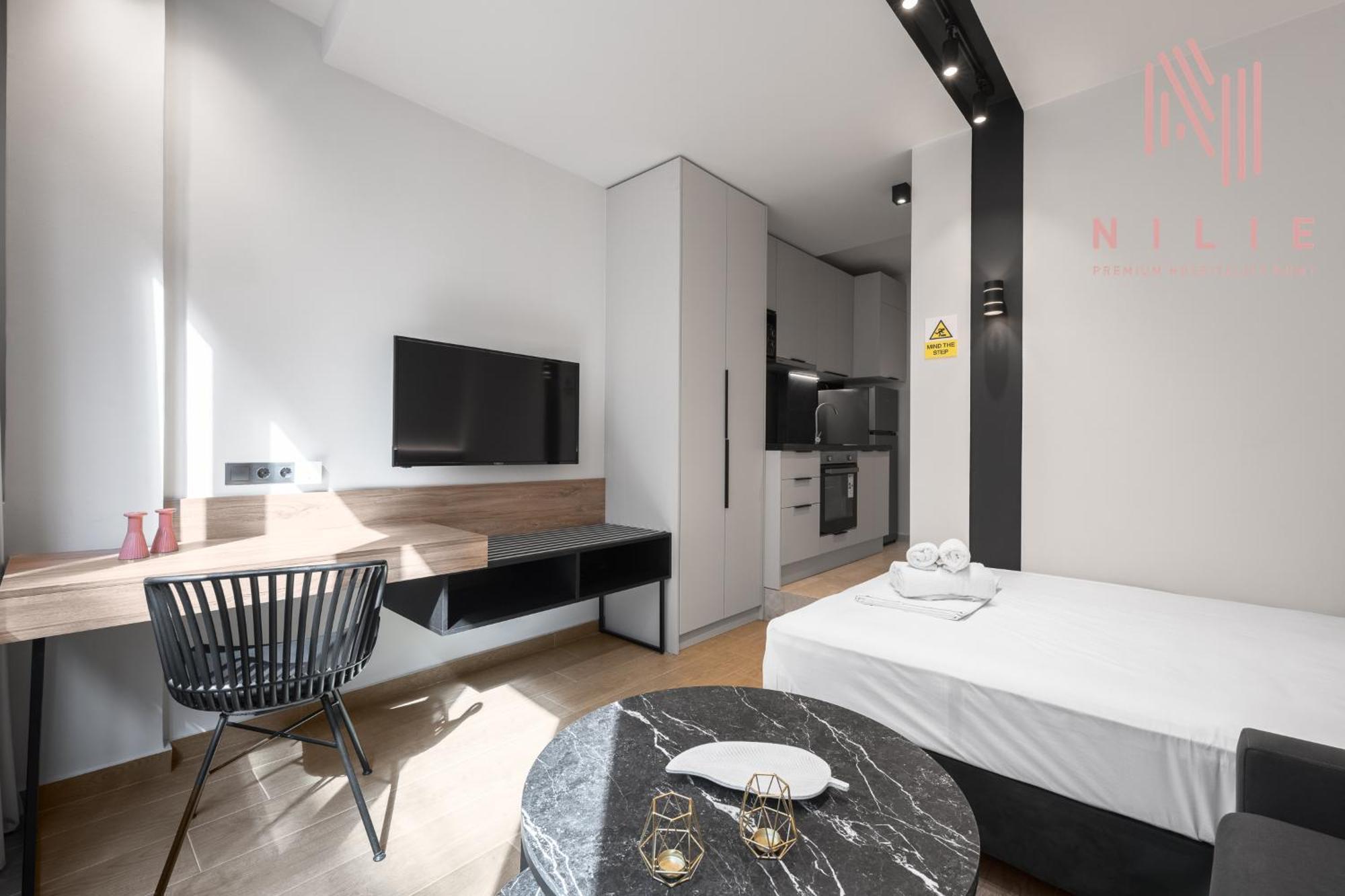 Vellow Door, Nilie Hospitality Mgmt Apartment