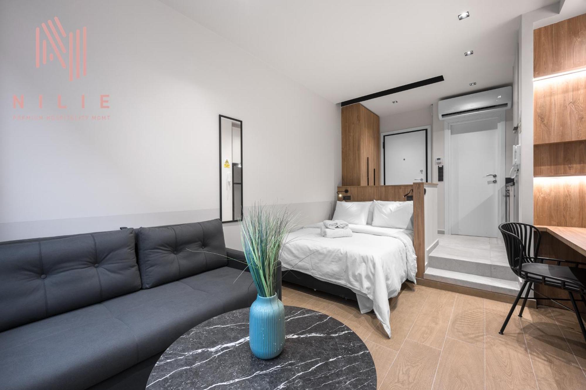 Vellow Door, Nilie Hospitality Mgmt Apartment