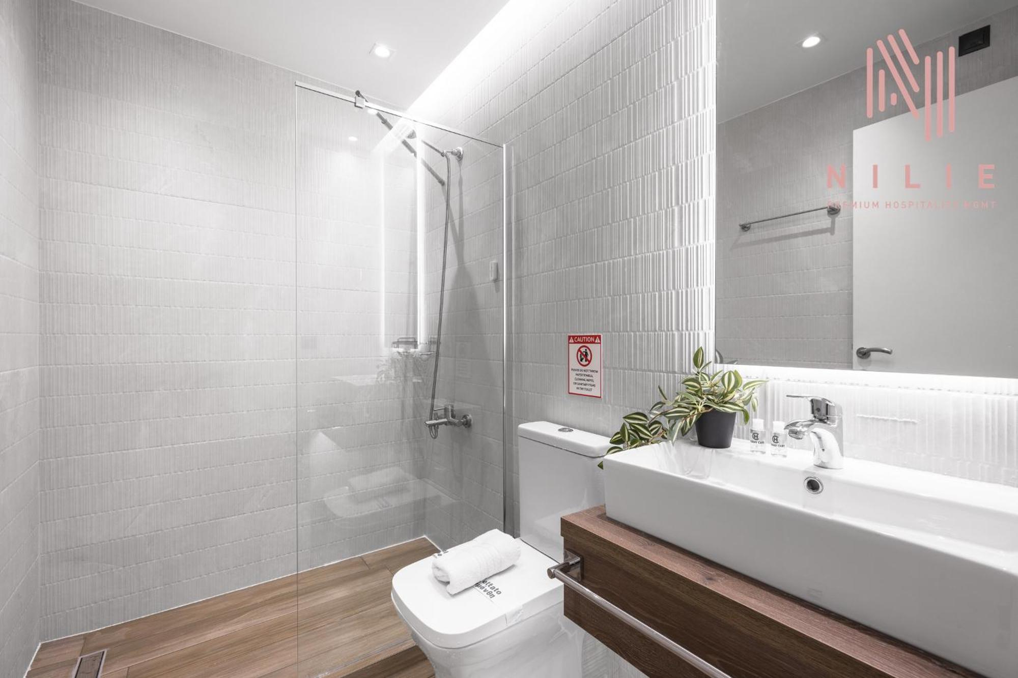 Vellow Door, Nilie Hospitality Mgmt Apartment
