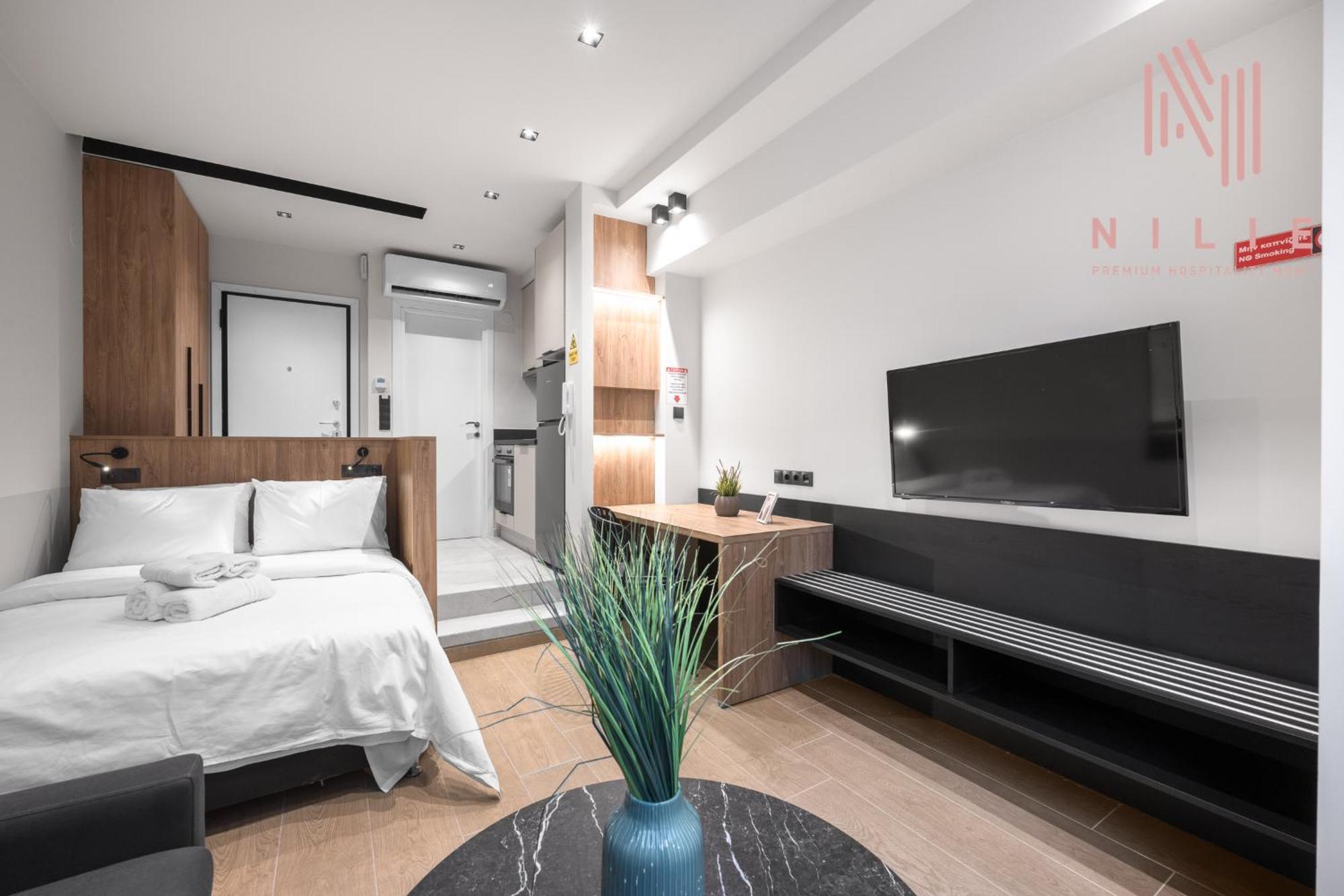 Vellow Door, Nilie Hospitality Mgmt Apartment