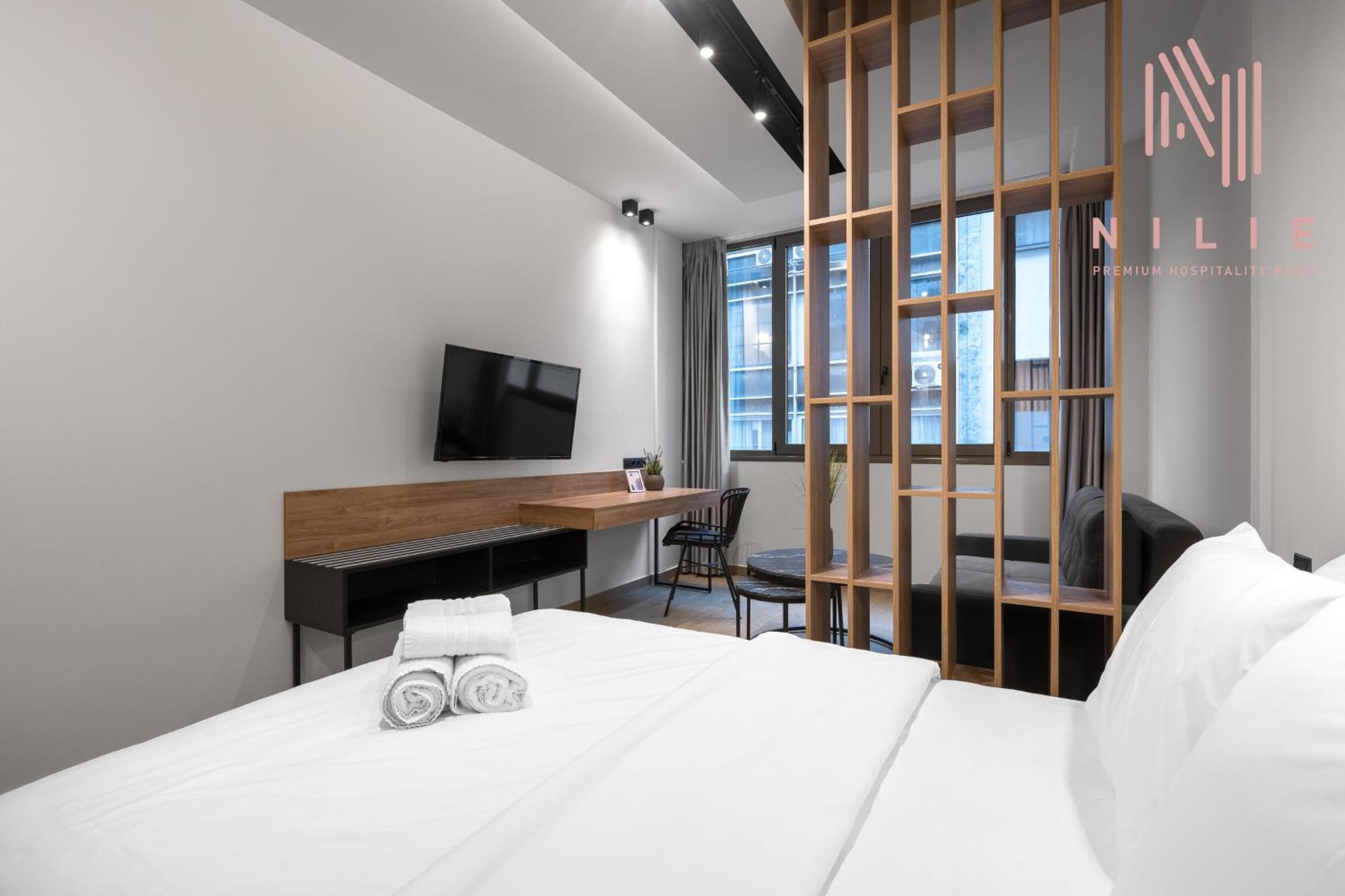 Vellow Door, Nilie Hospitality Mgmt * Салоники